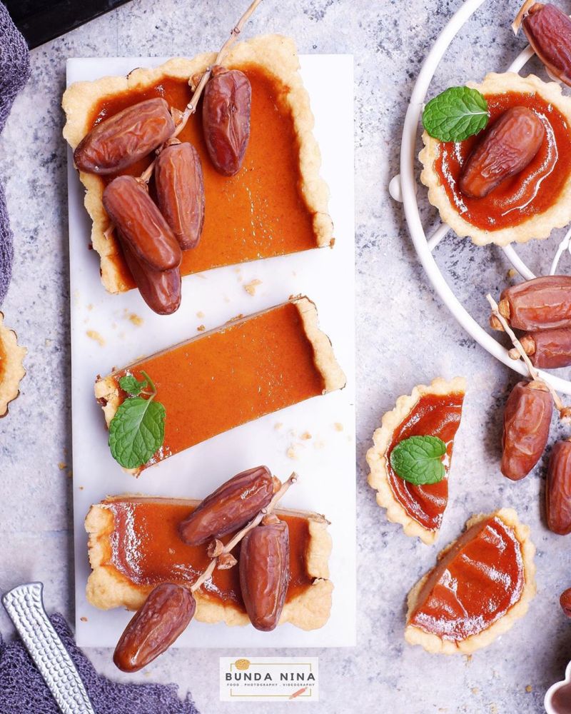 pie-susu-kurma