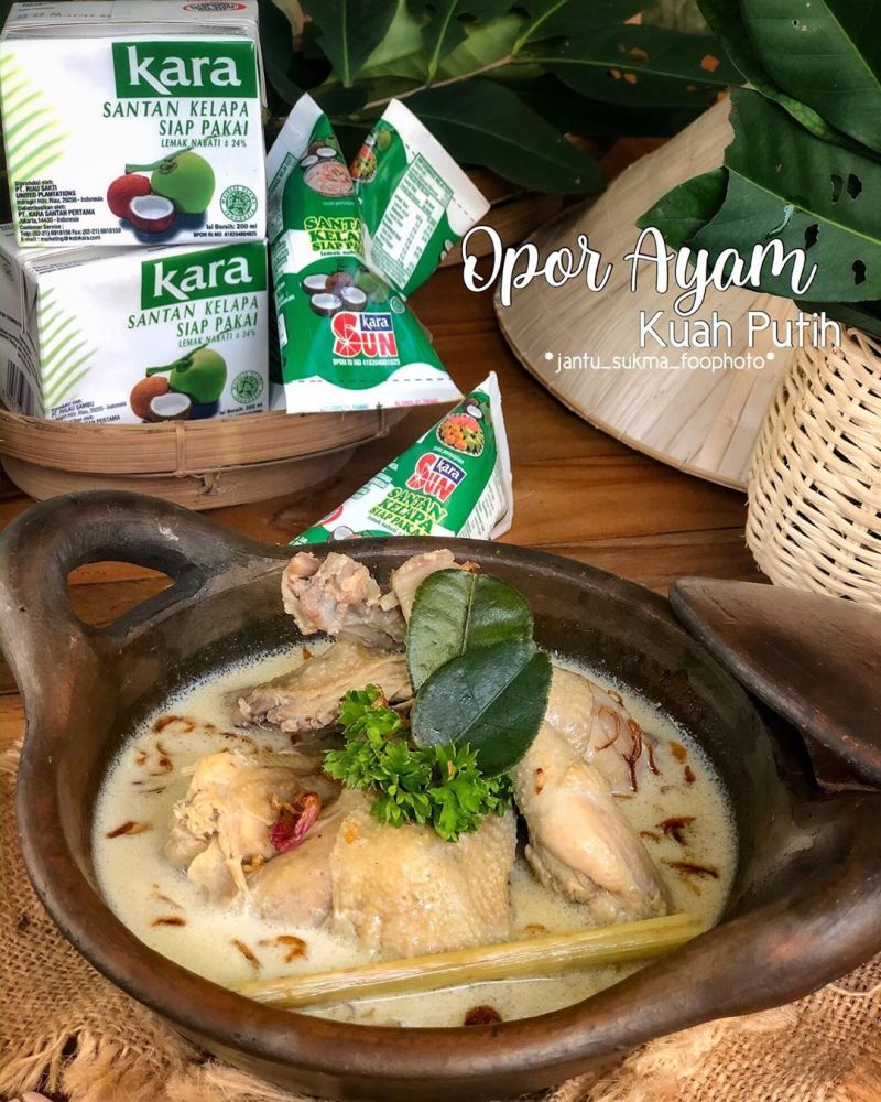 opor-ayam-kuah-putih