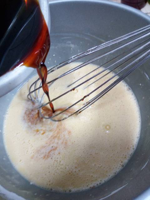 bolu-karamel-sarang-semut-5-telur