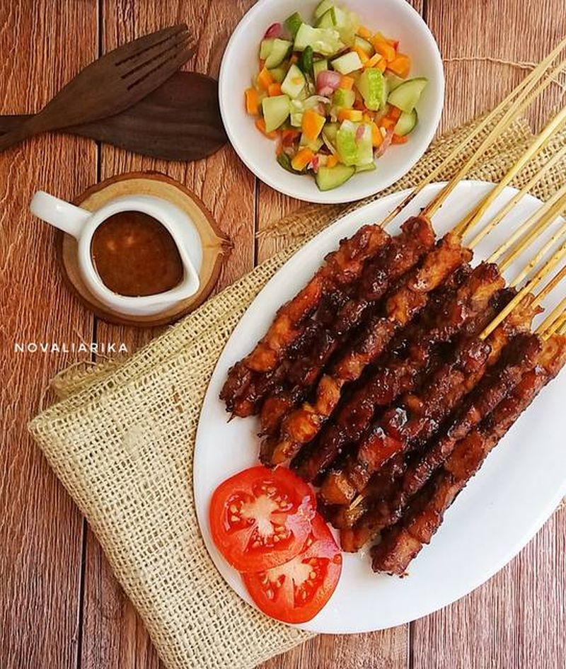 sate-ayam-madura-bumbu-kacang