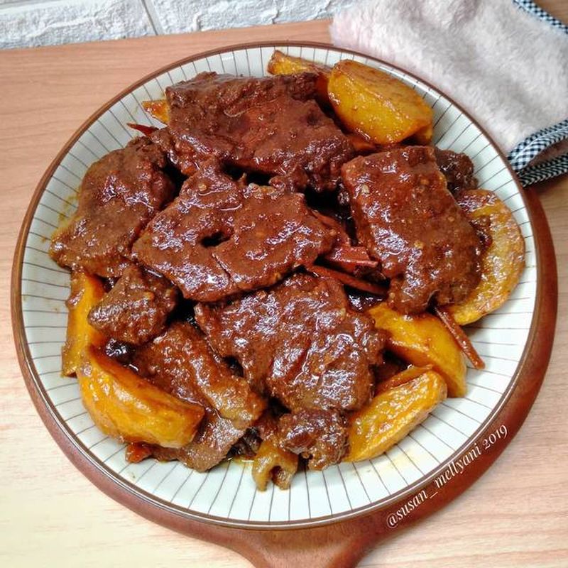 semur-daging-kentang
