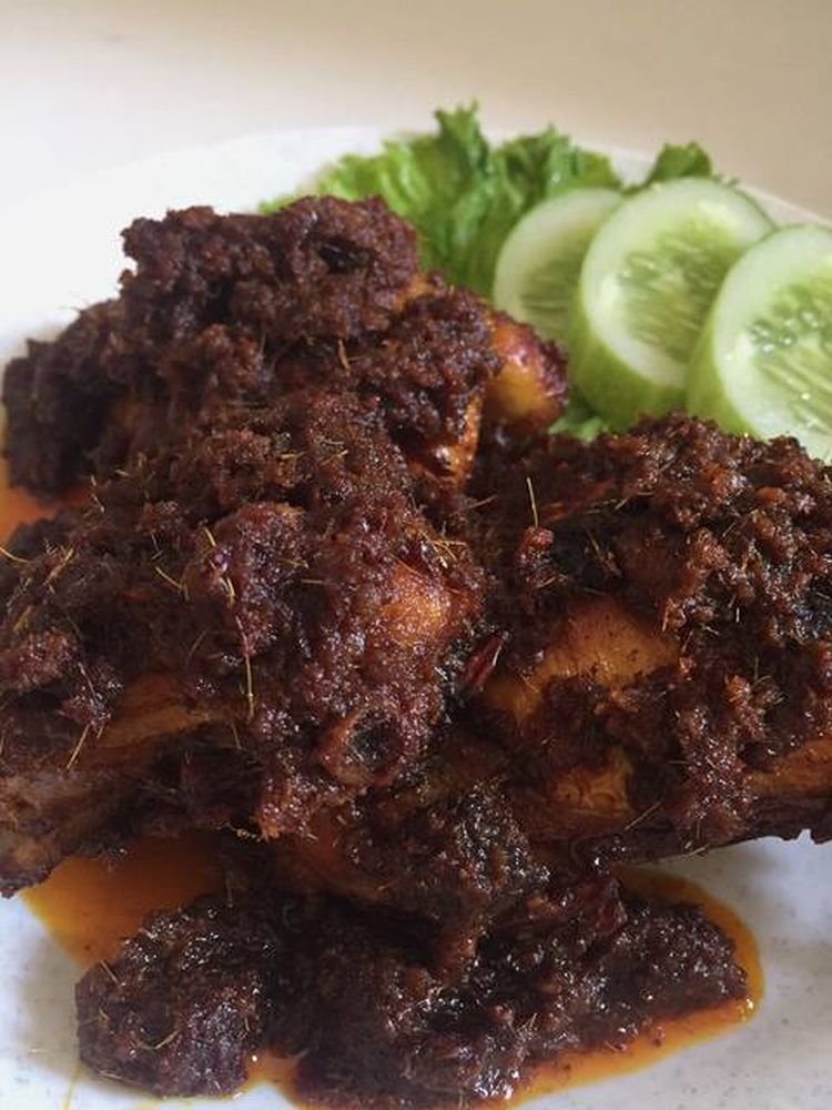 ayam-bebek-hitam-khas-madura