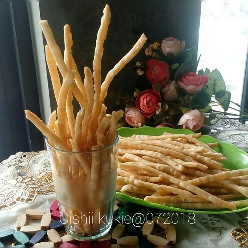 kue-bawang-renyah