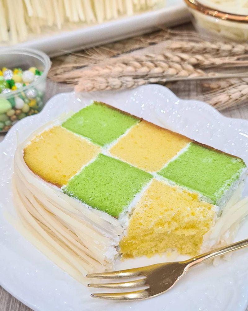 cake-lapis-catur-pandan-keju