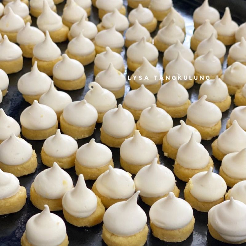 cheese-button-cookies