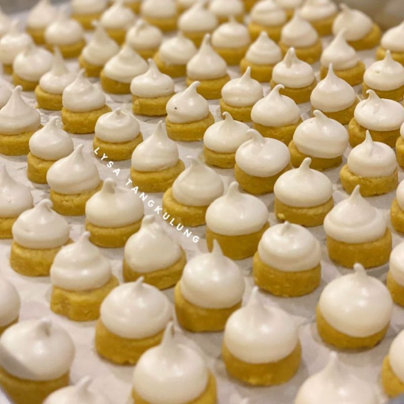 cheese-button-cookies