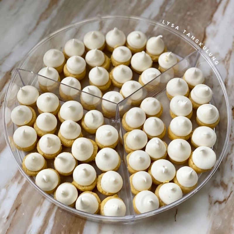 cheese-button-cookies