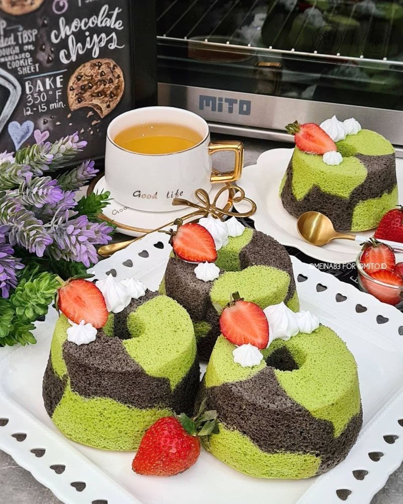 pandan-ketan-hitam-chiffon-cake