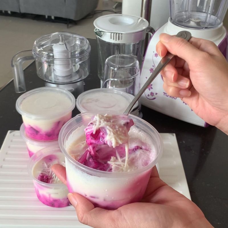 puding-buah-naga-kuah-keju