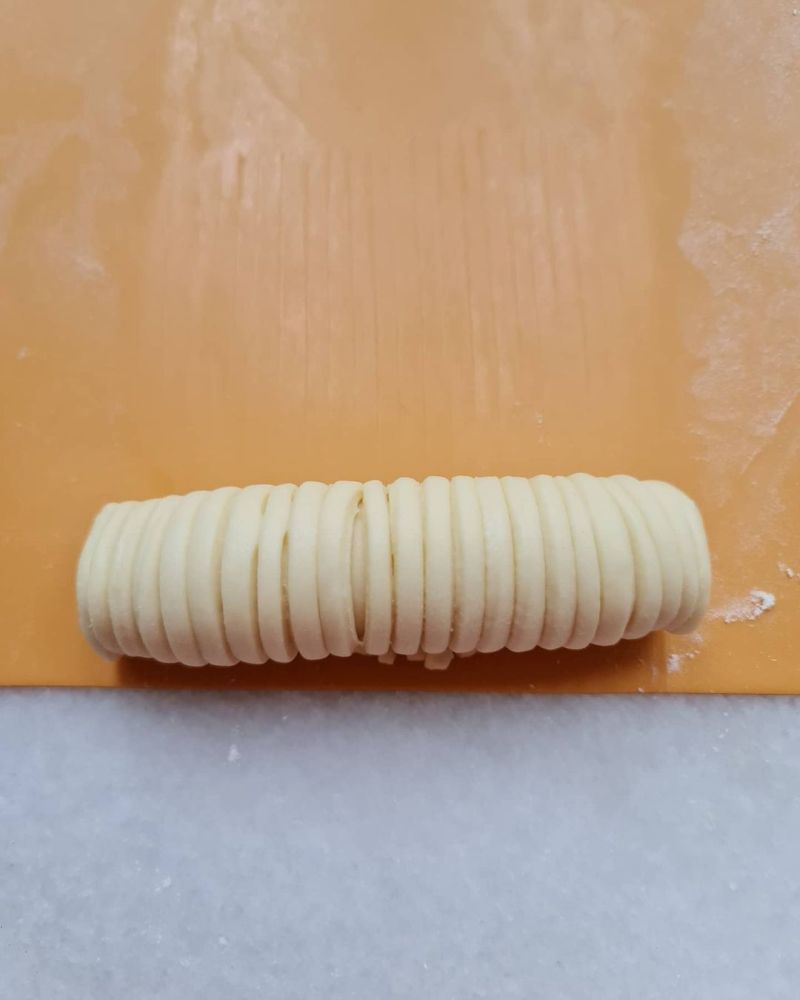 wool-roll-bread