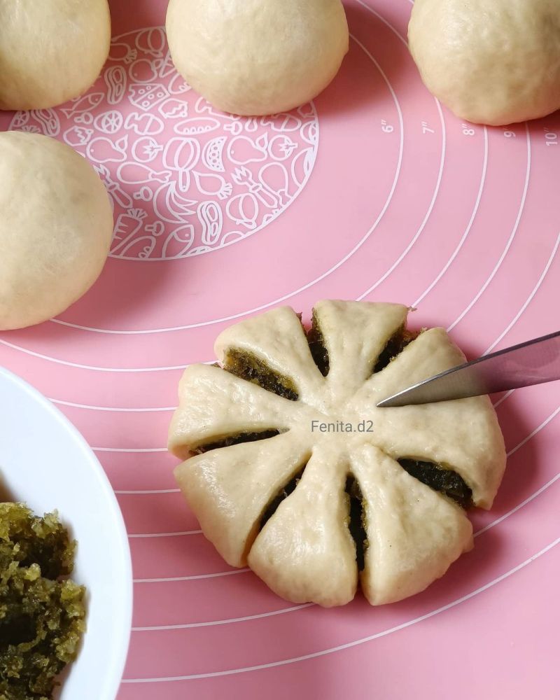 roti-manis-unti-kelapa-pandan