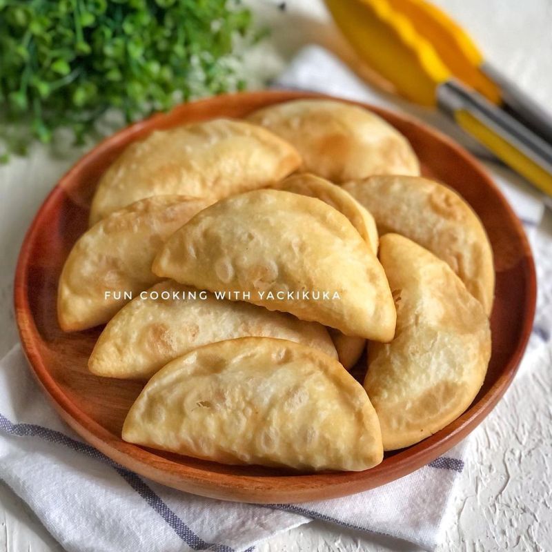cireng-isi-ayam-suwir