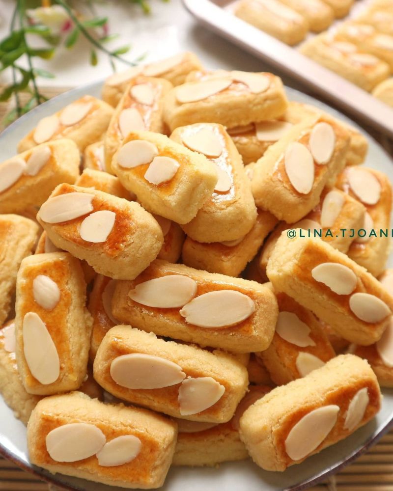 almond-cookies
