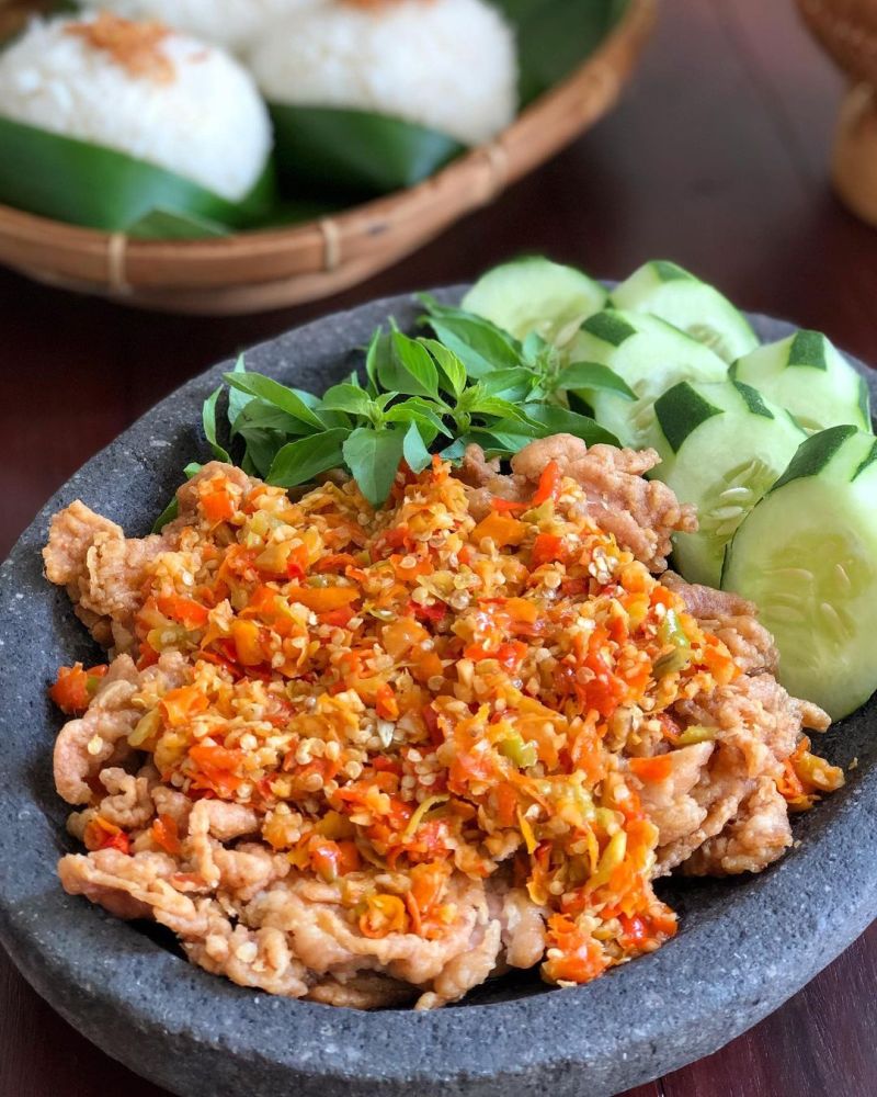 ayam-geprek-sambal-korek