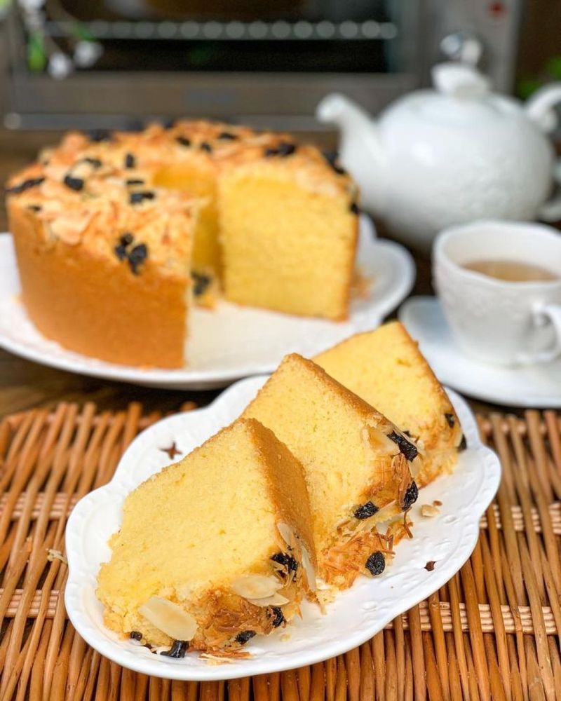 bluder-tape-cake