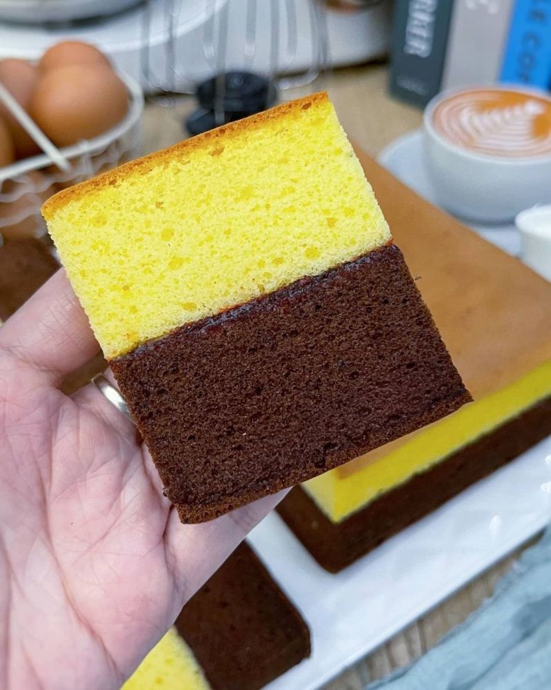 lapis-spongecake 