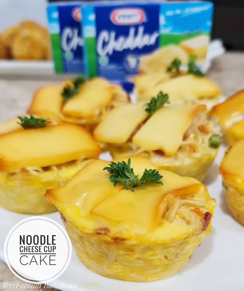 noodle-ceese-cup-cake
