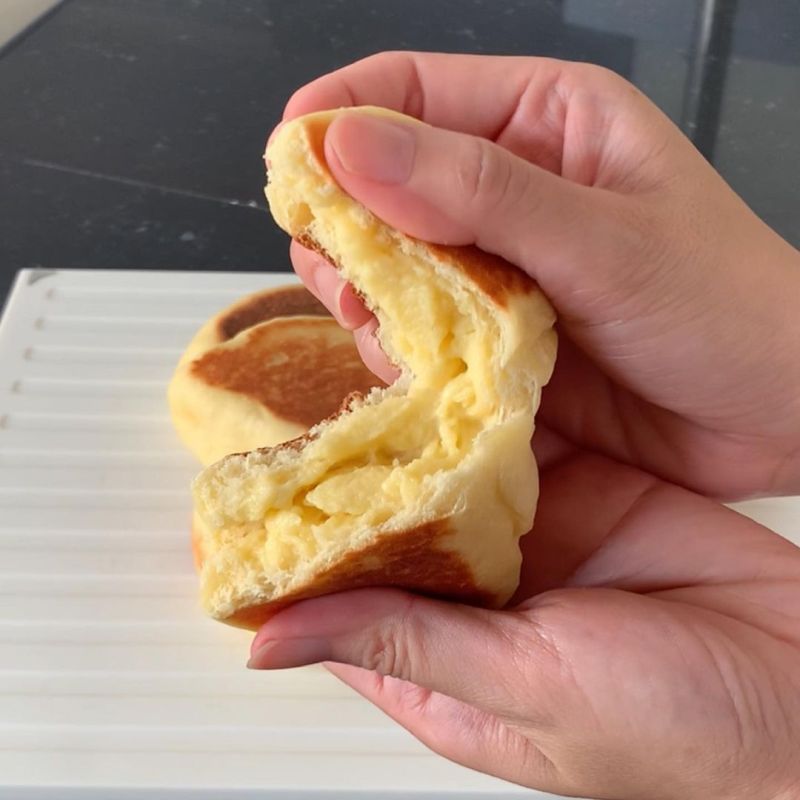 vanilla-cream-bun-teflon