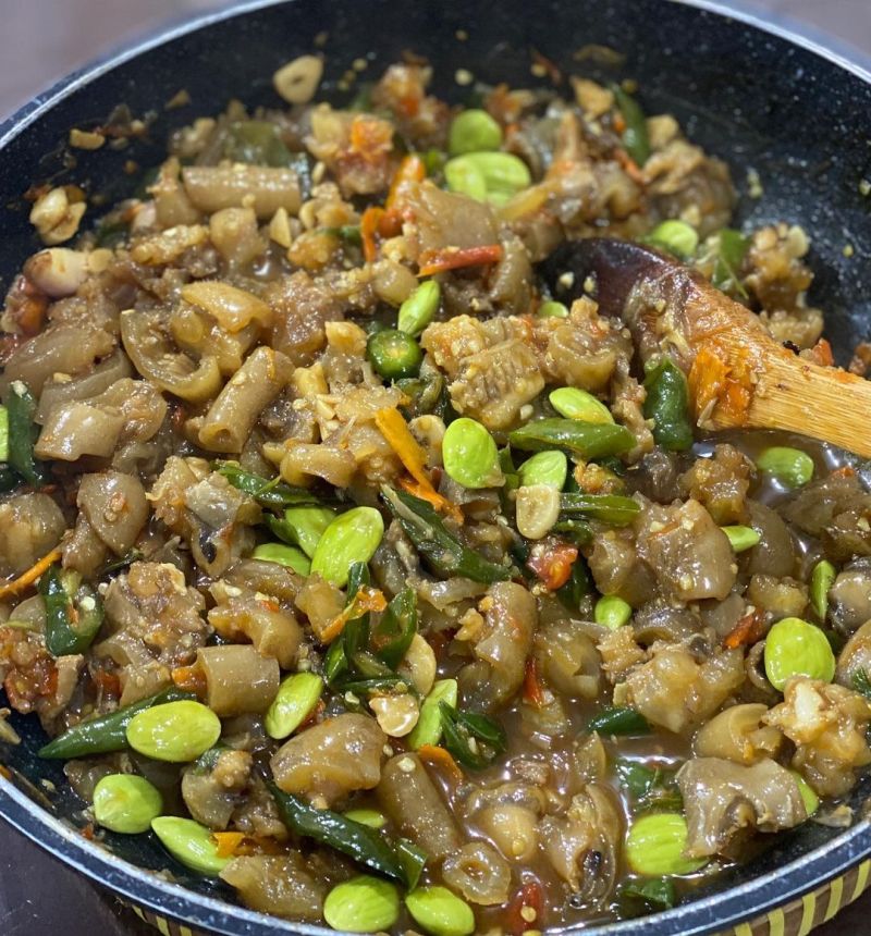 oseng-kikil-pedas