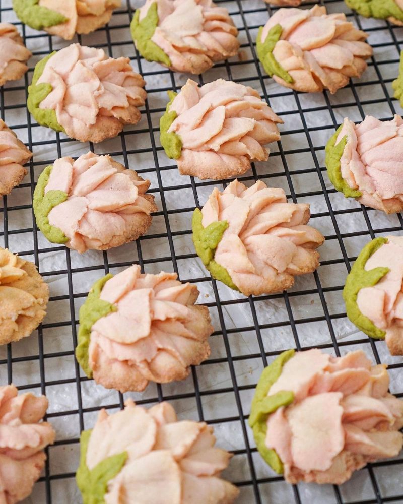 carnation-cookies
