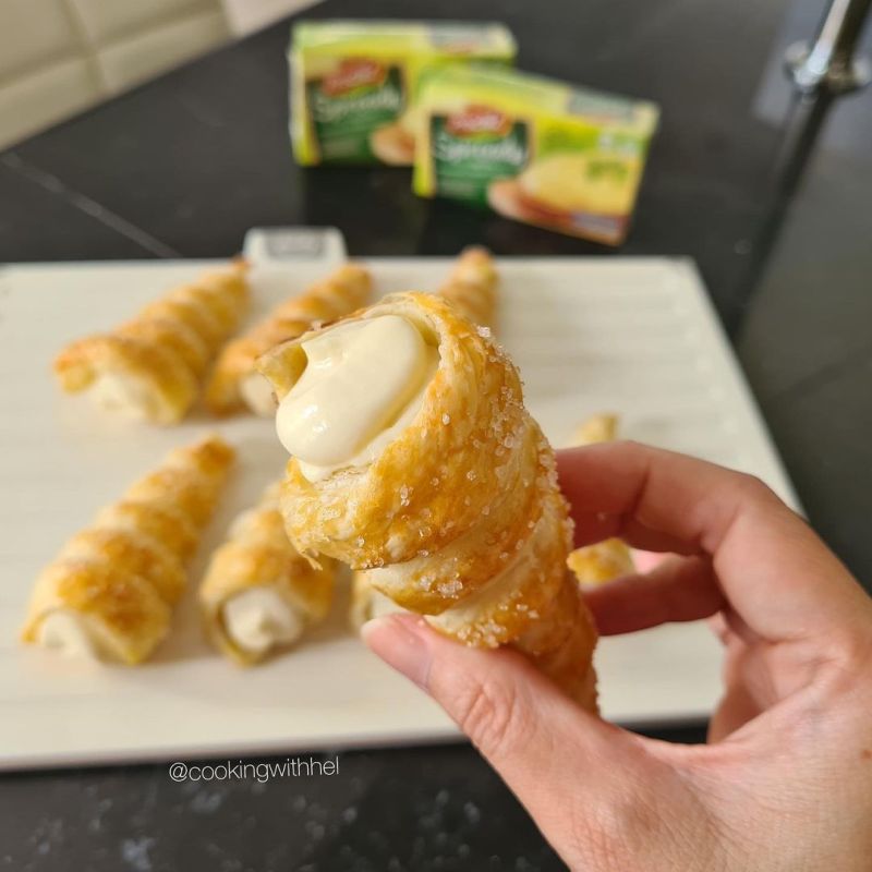 cream-cheese-horn