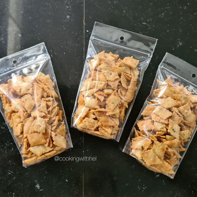 kue-bawang-seledri
