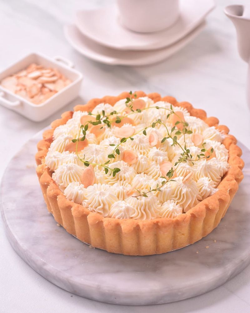 almond-cream-pie