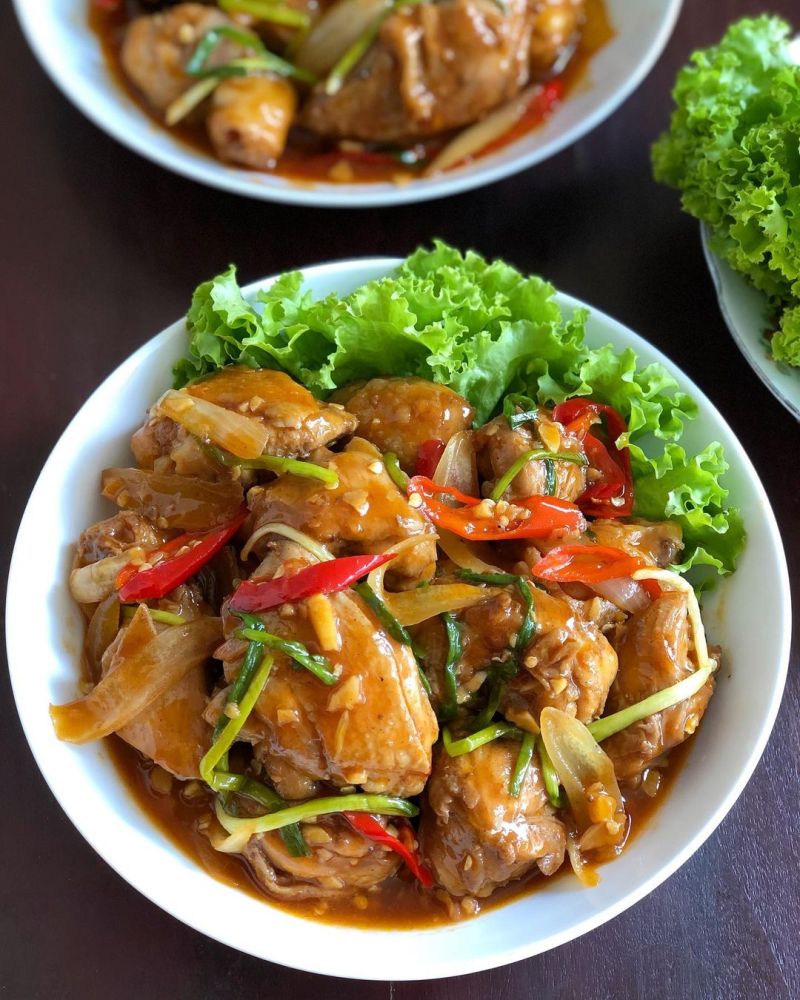 ayam-goreng-saus-tomat