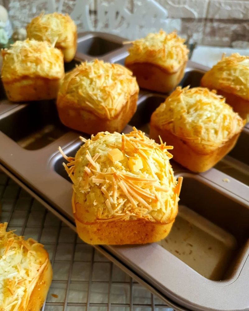 cheese-muffins