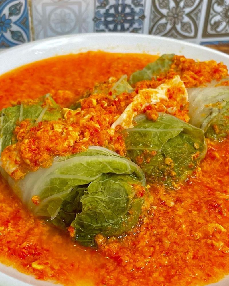 sawi-gulung-kuah-seblak