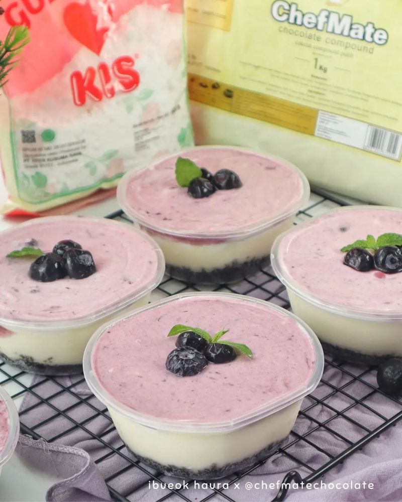 blueberry-oreo-mousse-cake