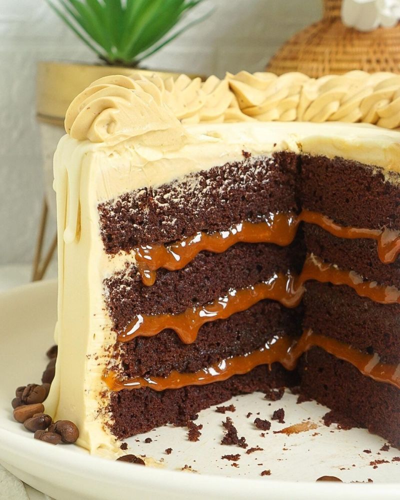mocha-dulce-de-leche-cake