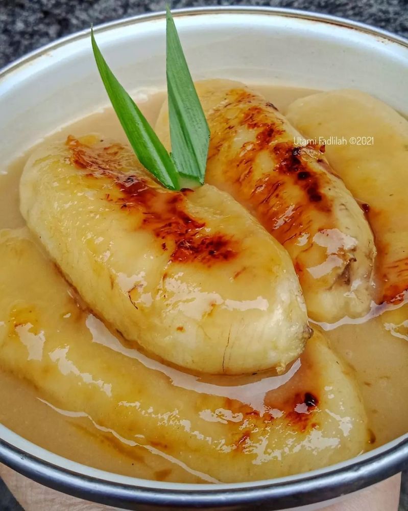 pisang-bakar-kuah-kinca