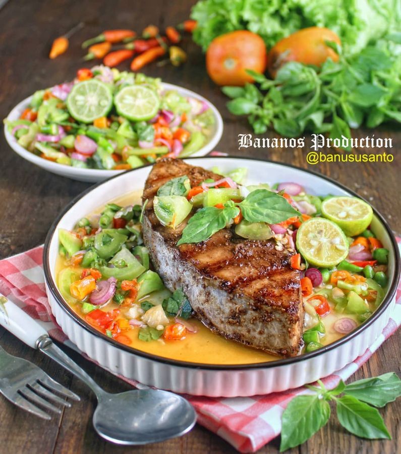tenggiri-bakar-sambal-colocolo