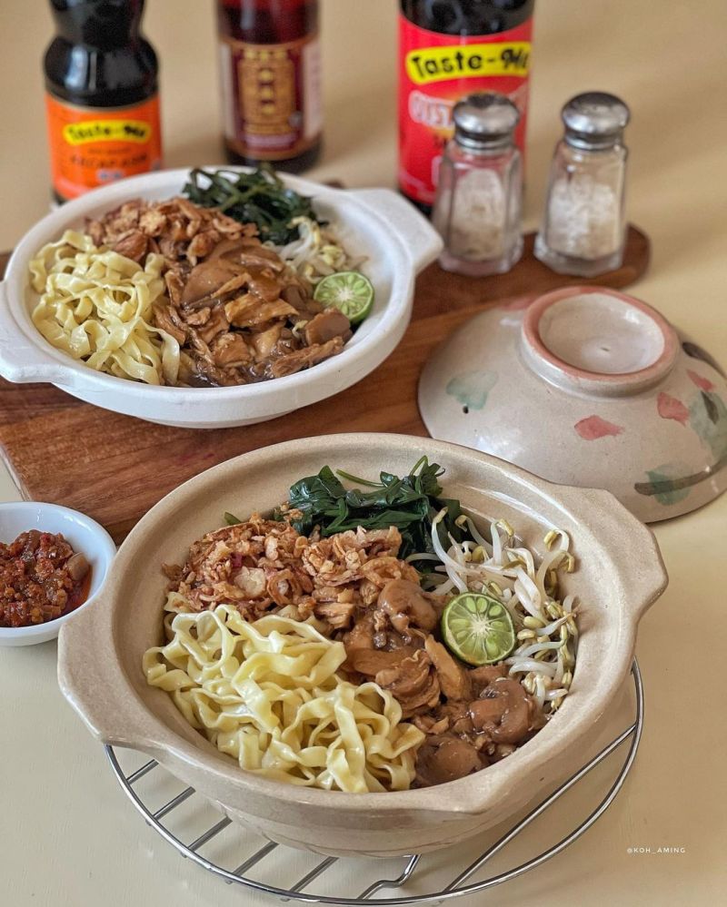 mie-kangkung