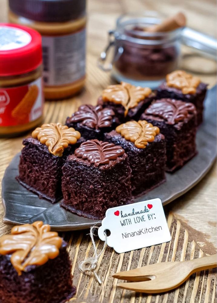 simple-moist-chocolate-cake