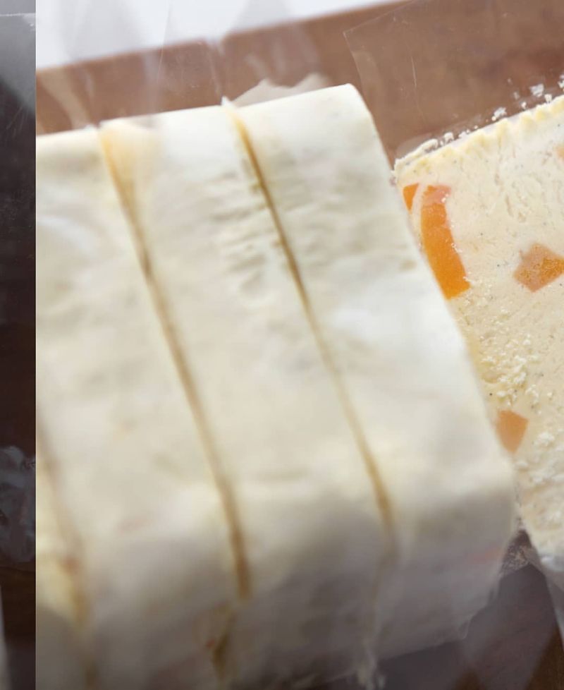 es-krim-potong-vanila-dan-peach