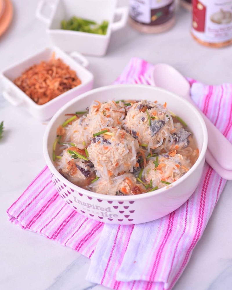 sop-ayam-rambutan