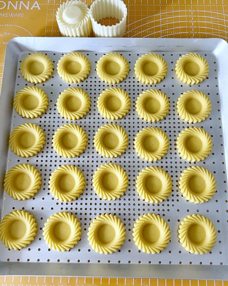 butter-cookies-with-jam