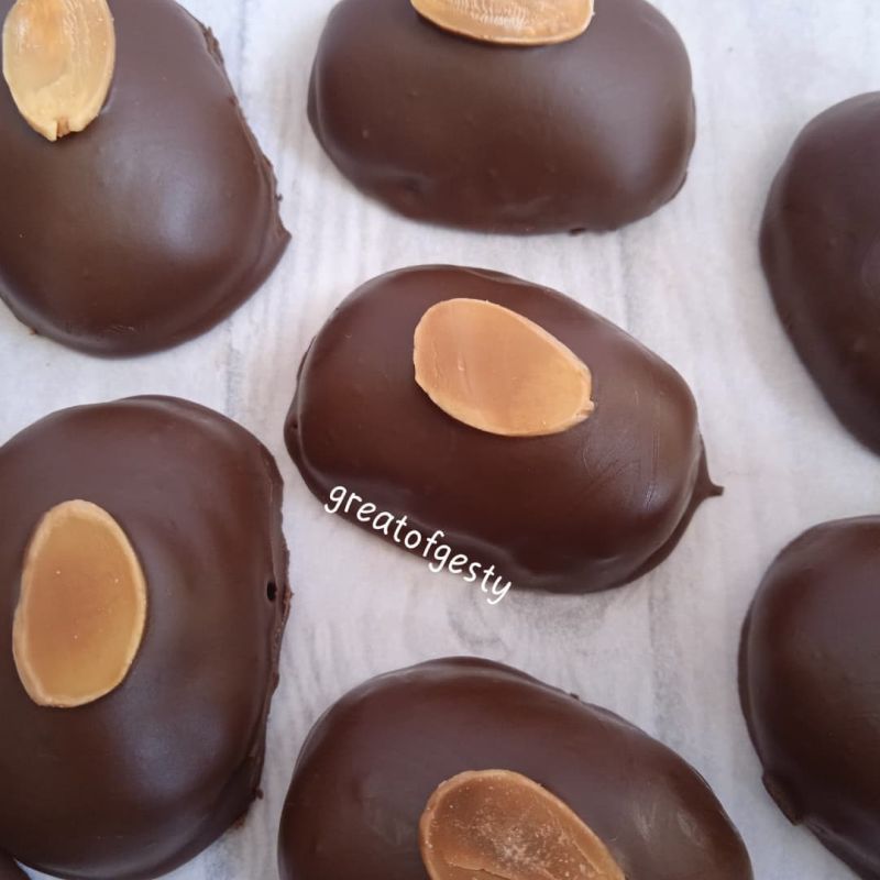 london-almond-cookies