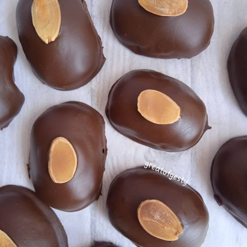 london-almond-cookies