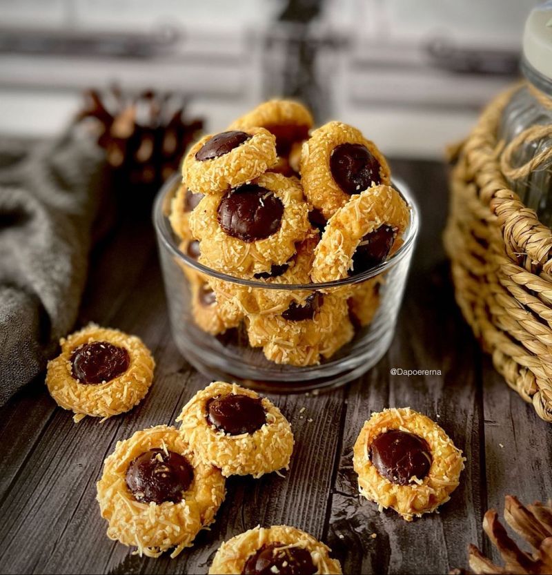 thumbprint-cheese-cookies