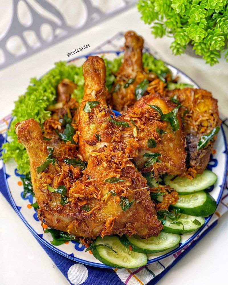 ayam-goreng-serai