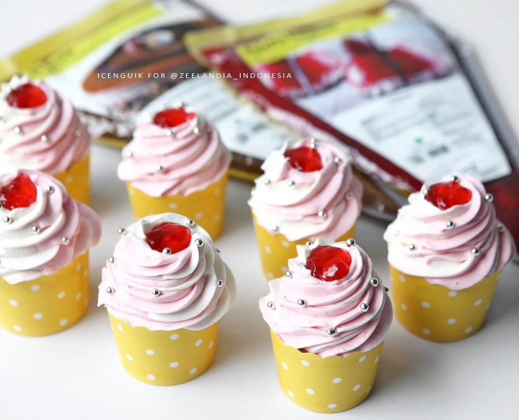 basic-vanila-cupcake