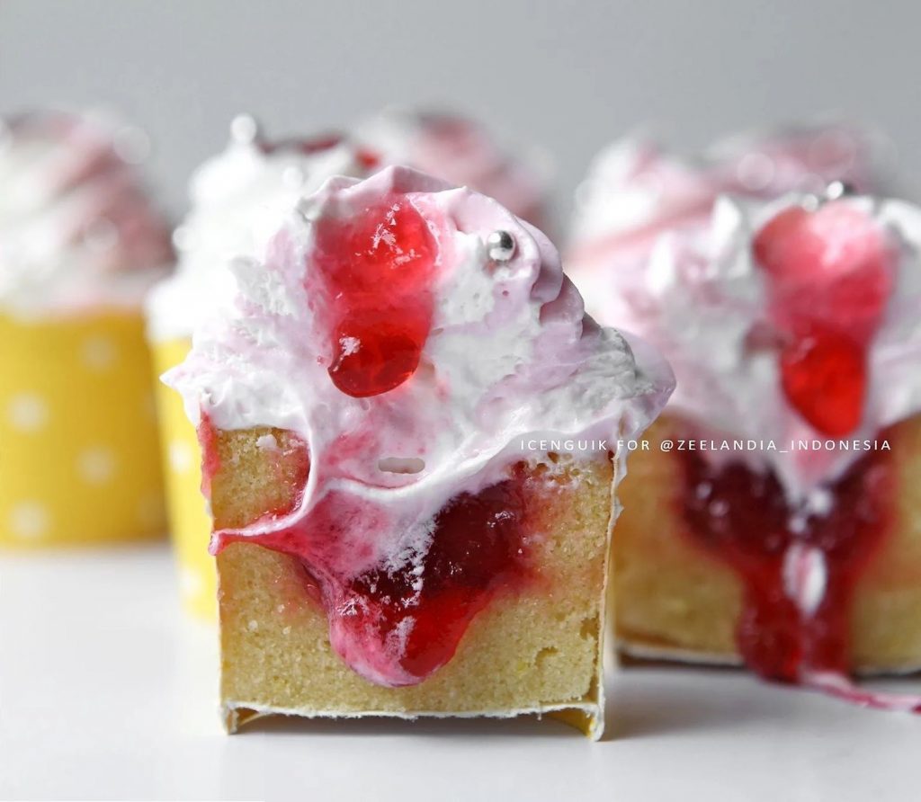 basic-vanila-cupcake