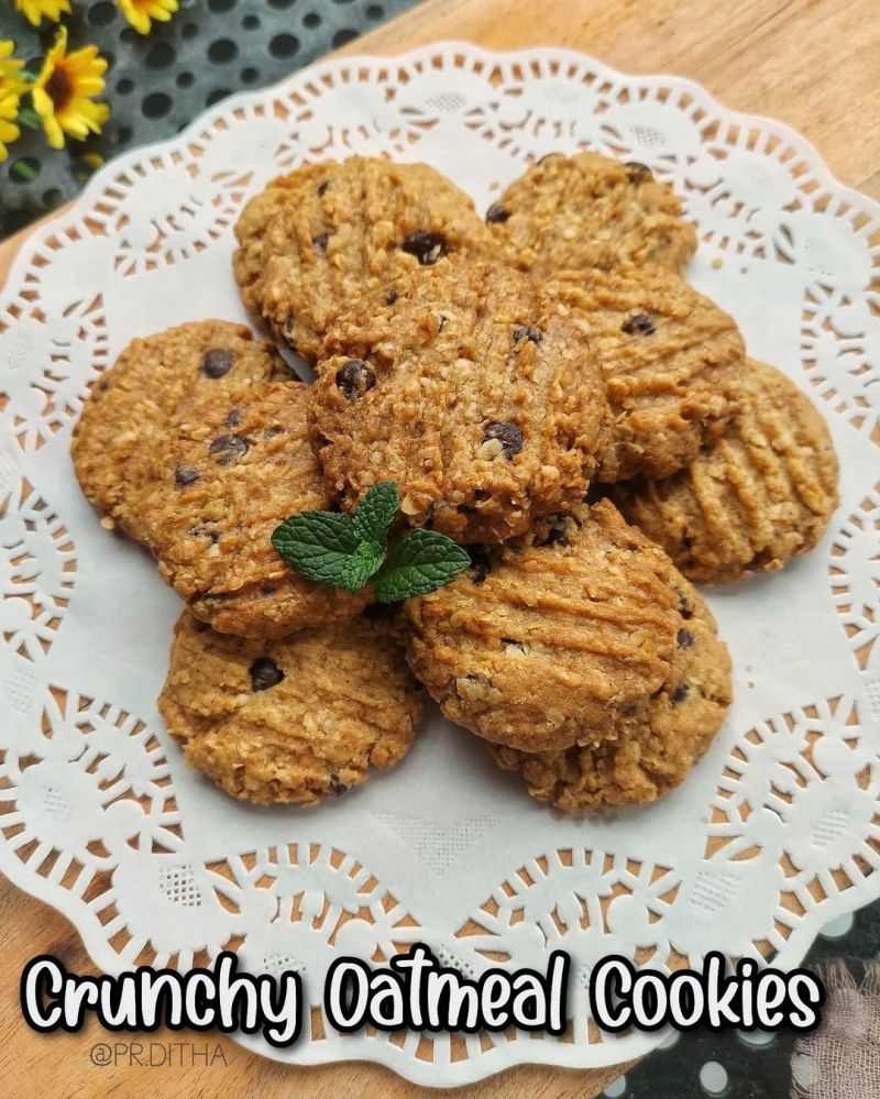 crispy-oatmeal-cookies