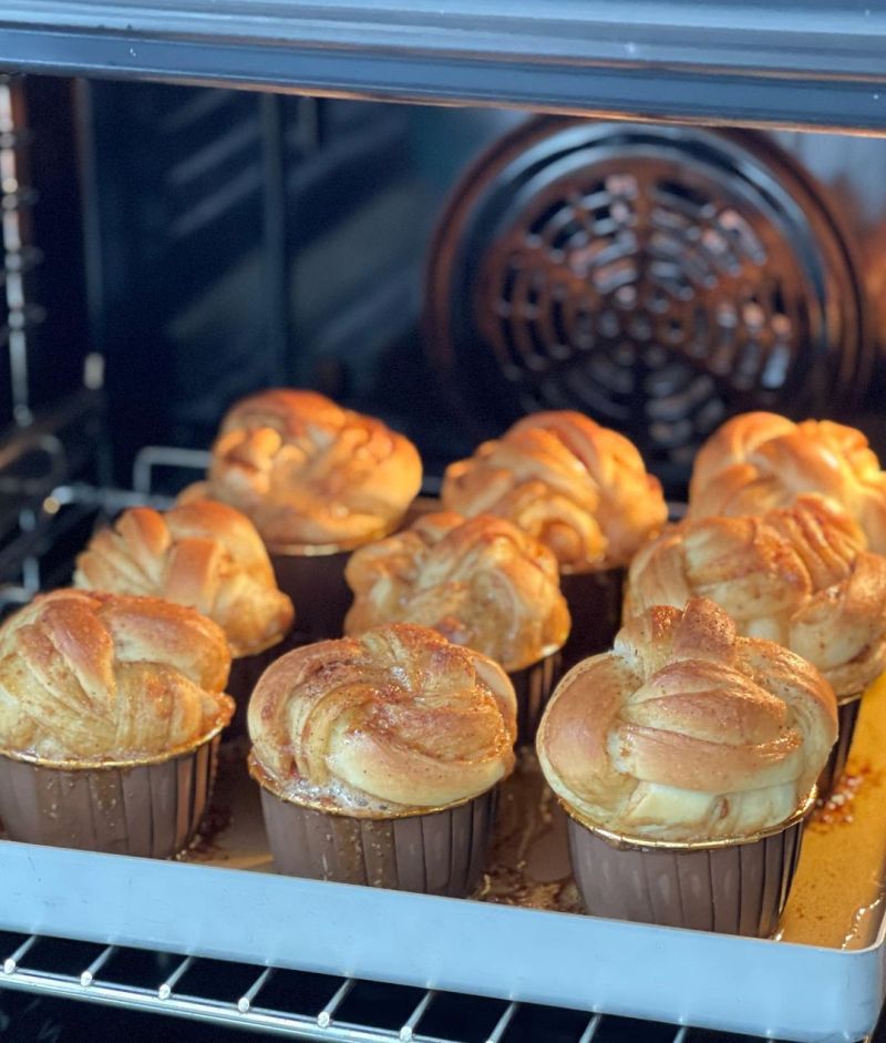 cinnamon-twist-cup-bun