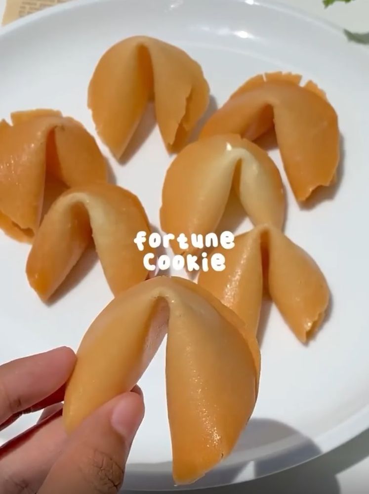 fortune-cookie