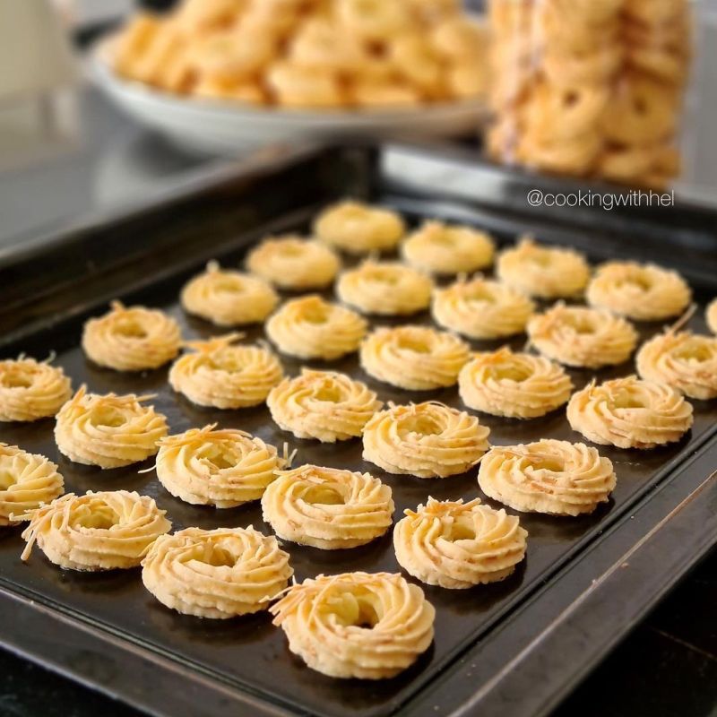 kue-sagu-keju-lumer