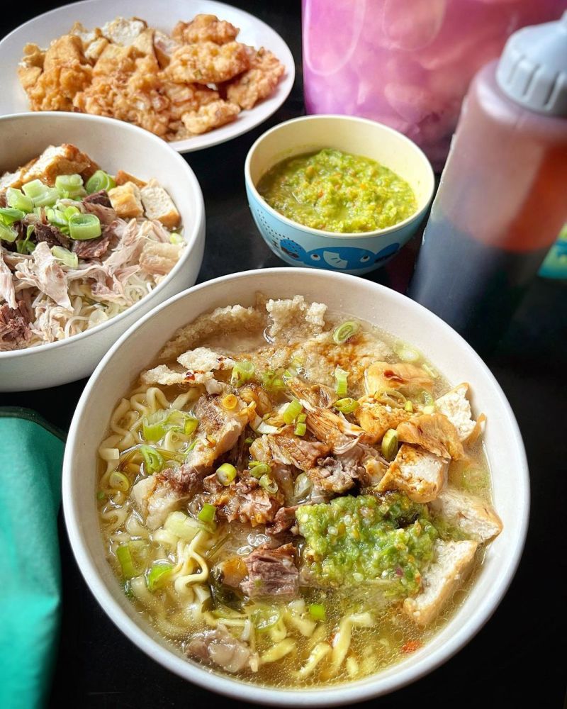 mie-sop-medan